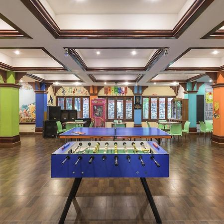 Club Mahindra Thekkady Hotell Exteriör bild